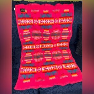 Pendleton Wool Beaver State Baby Blanket Chief Joseph 37”x24” USA Fuchsia/multic